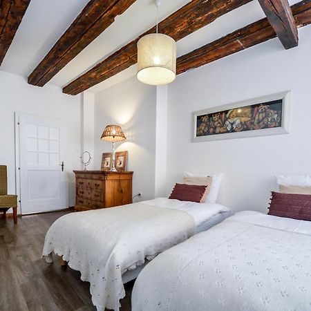 Les Appartements De Louise Riquewihr Esterno foto