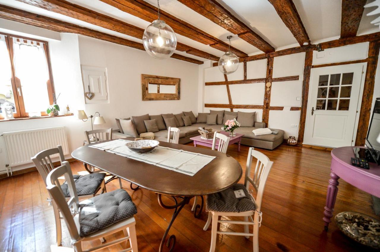 Les Appartements De Louise Riquewihr Esterno foto